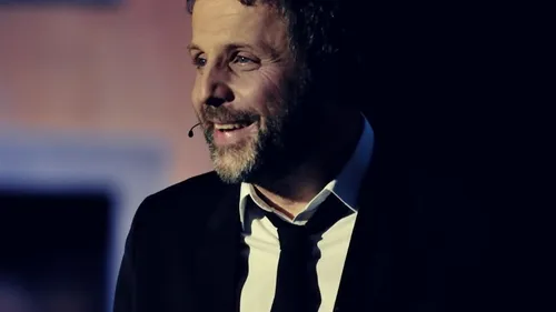 Stéphane Guillon sera en spectacle en décembre à Talant 